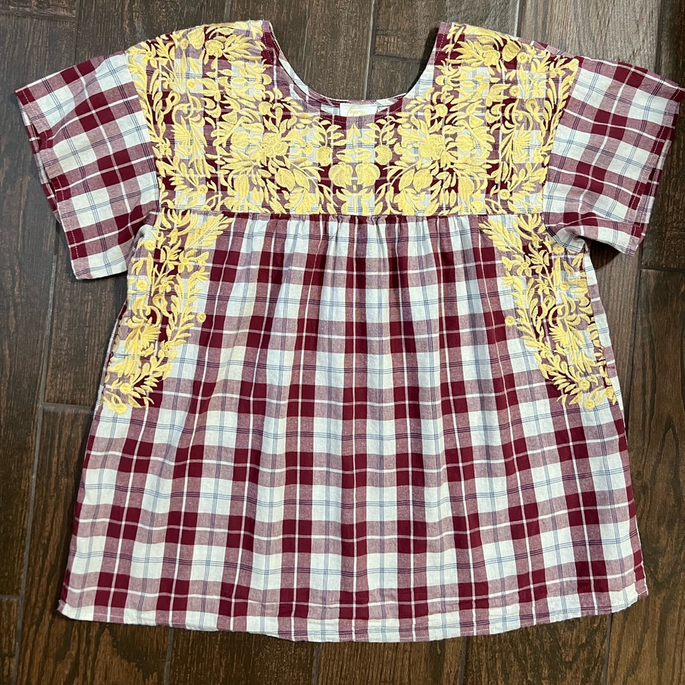 Maroon embroidered Layerz clothing top